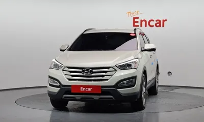 Hyundai Santafe 2015, 130392 км, за 6940.78 USD