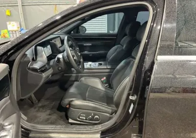 Genesis G90 2023, 91701 км, за 7032.62 USD
