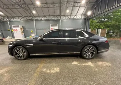 Genesis G90 2023, 91701 км, за 7032.62 USD
