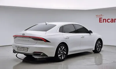 Hyundai Grandeur 2022, 135225 км, за 12026.26 USD