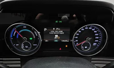 Hyundai Grandeur 2022, 135225 км, за 12026.26 USD - фото 8