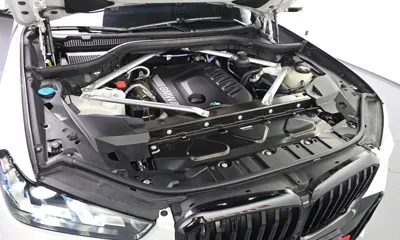 BMW X5 2025, 29564 км, за 70970.86 USD - фото 6