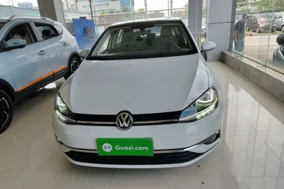 Volkswagen Golf 2020, 42500 км, за 12031 USD