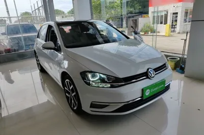 Volkswagen Golf 2020, 42500 км, за 12031 USD