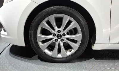 Hyundai Grandeur 2011, 189458 км, за 4957.7 USD