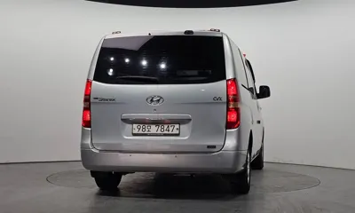 Hyundai Starex 2010, 171538 км, за 3303.6 USD