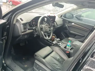 Audi Q5L 2022, 46000 км, за 27818.27 USD