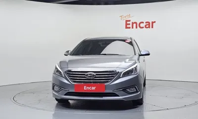 Hyundai Sonata 2015, 83209 км, за 5754.96 USD