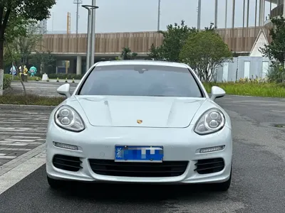 Porsche Panamera 2016, 80000 км, за 25882.37 USD