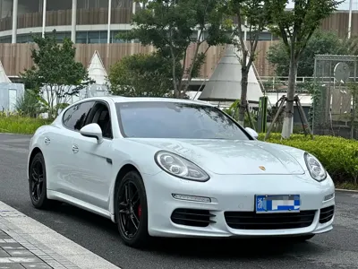 Porsche Panamera 2016, 80000 км, за 25882.37 USD