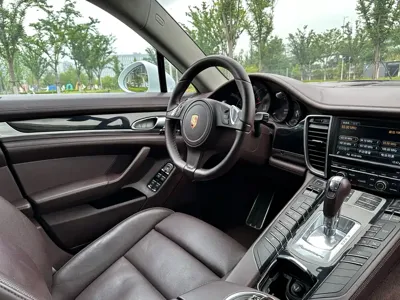 Porsche Panamera 2016, 80000 км, за 25882.37 USD - фото 11