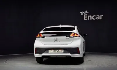 Hyundai Ioniq 2020, 82103 км, за 9584.88 USD