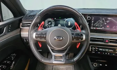 Kia K5 2021, 62428 км, за 15562.9 USD - фото 13