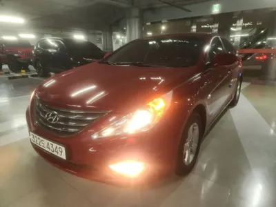 Hyundai Sonata 2012, 150852 км, за 3150.85 USD