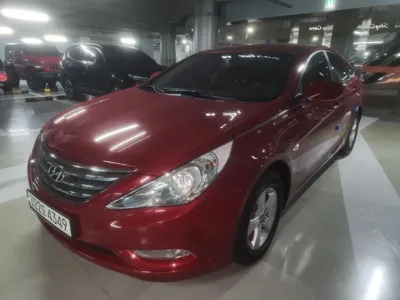 Hyundai Sonata 2012, 150852 км, за 3150.85 USD - фото 9