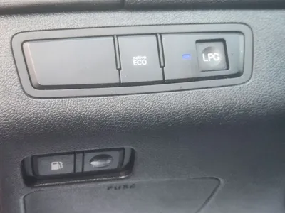 Hyundai Sonata 2012, 150852 км, за 3150.85 USD - фото 14