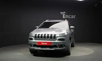 Jeep Cherokee 2015, 161956 км, за 3900.41 USD