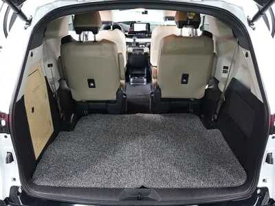Toyota Sienna 2023, 33945 км, за 32461.65 USD