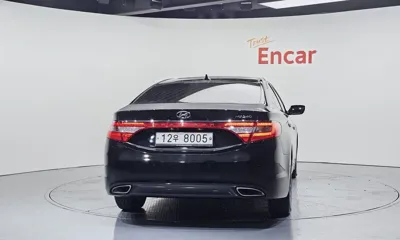 Hyundai Grandeur 2012, 137491 км, за 2774.83 USD