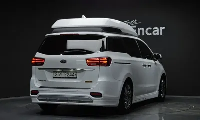 Kia Canival 2019, 100065 км, за 13218.72 USD