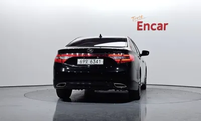 Hyundai Grandeur 2014, 159671 км, за 3501.82 USD