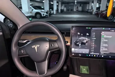 Tesla Model Y 2022, 75300 км, за 23822 USD - фото 11