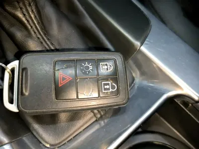 Volvo V60 2014, 136200 км, за 5767.7 USD - фото 9