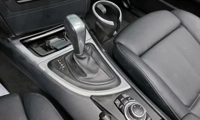 BMW 1-Series 2011, 83074 км, за 8919.72 USD - фото 9