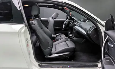BMW 1-Series 2011, 83074 км, за 8919.72 USD - фото 10