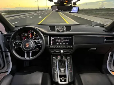 Porsche Macan 2019, 56120 км, за 30852.04 USD - фото 15
