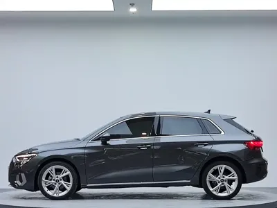 Audi A3 2023, 13000 км, за 21809.24 USD