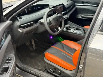 Changan UNI-V 2025, 11000 км, за 10786.57 USD