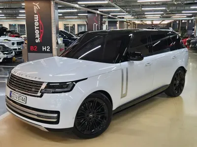Land Rover Range Rover · 2023 год