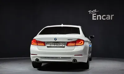 BMW 5-Series 2020, 54154 км, за 19755.53 USD