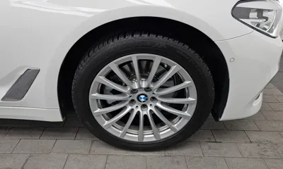 BMW 5-Series 2020, 54154 км, за 19755.53 USD
