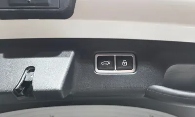 Kia Sorento 2023, 25948 км, за 24960.58 USD - фото 20