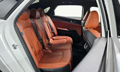 Kia K5 2024, 31830 км, за 17773.37 USD - фото 12