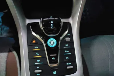 BYD Song Pro New Energy 2022, 12000 км, за 12570 USD - фото 11