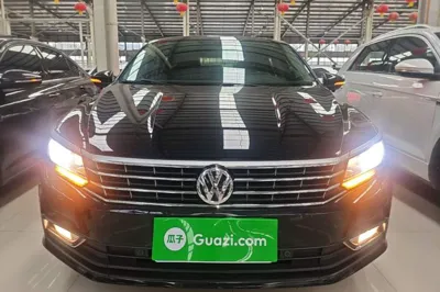Volkswagen Passat 2017, 153900 км, за 10472 USD