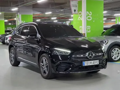Mercedes-Benz GLA-Class 2024, 15707 км, за 27946.42 USD