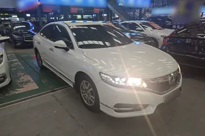 Honda Spirior 2015, 66400 км, за 9132 USD