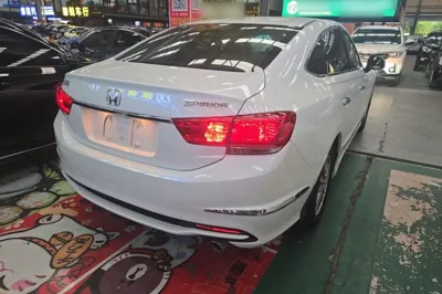 Honda Spirior 2015, 66400 км, за 9132 USD - фото 6