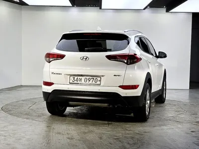 Hyundai Tucson 2016, 87217 км, за 7201.85 USD