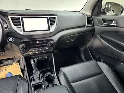 Hyundai Tucson 2016, 87217 км, за 7201.85 USD - фото 9