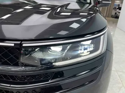 Volkswagen Tavendor 2023, 2200 км, за 27298.44 USD - фото 18