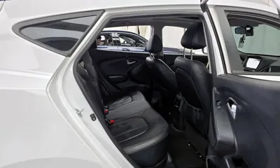 Hyundai Tucson 2015, 137783 км, за 51044.38 USD - фото 12