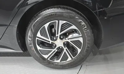 Hyundai Sonata 2021, 57926 км, за 13342.44 USD - фото 21