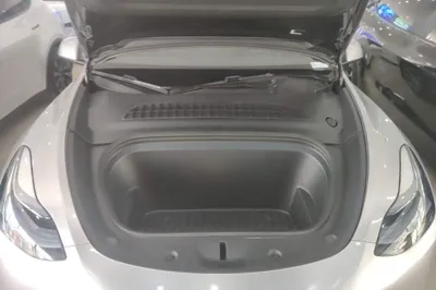 Tesla Model Y 2022, 62100 км, за 26764 USD - фото 24
