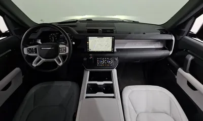 Land Rover Defender 2025, 6703 км, за 57839.81 USD - фото 7