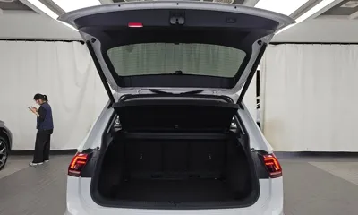 Volkswagen Tiguan 2020, 74656 км, за 14295 USD - фото 20